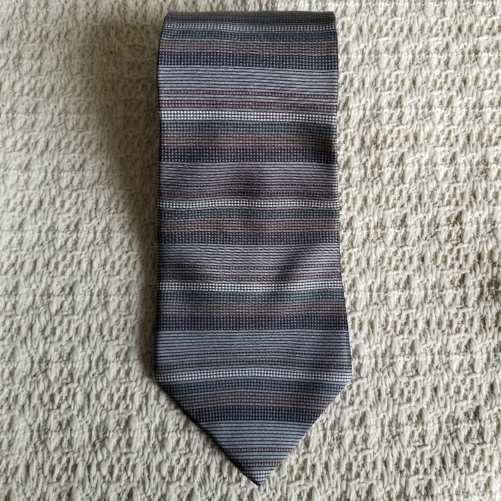 5/$20 DKNY Mens necktie 100%silk striped